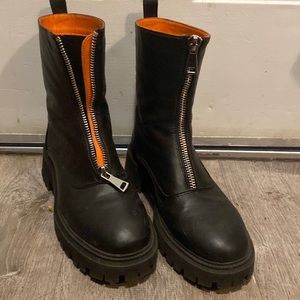 Black boots by French Connection in 8.5 (39)